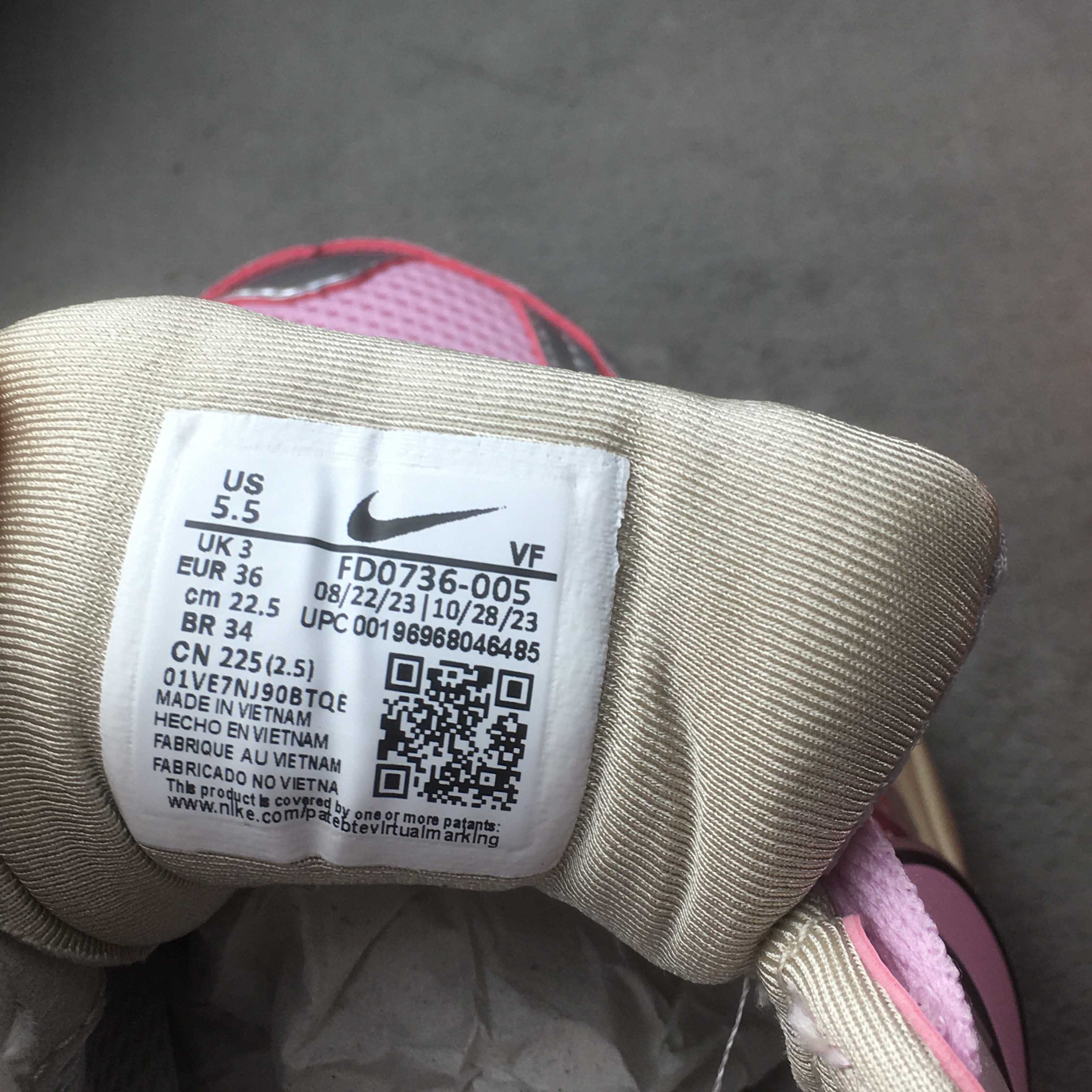 Nike V2K Runtekk Sneaker          fd0736-005  - PerfectKickZ