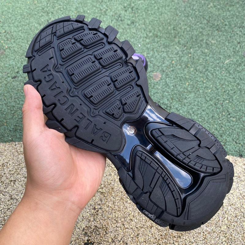 Balenciaga Track 3.0 Sneaker  - 