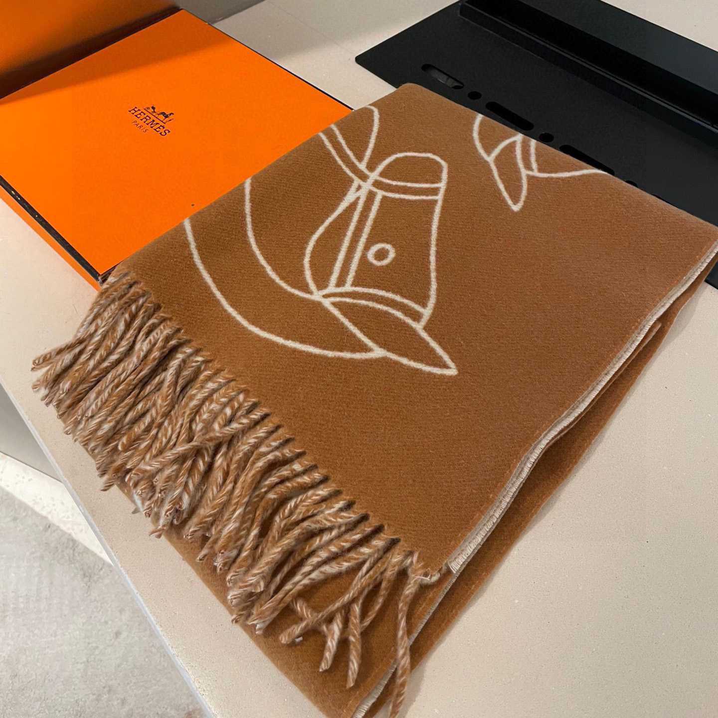 Hermes Casaque Entrelacs Equestres muffler  - PerfectKickZ