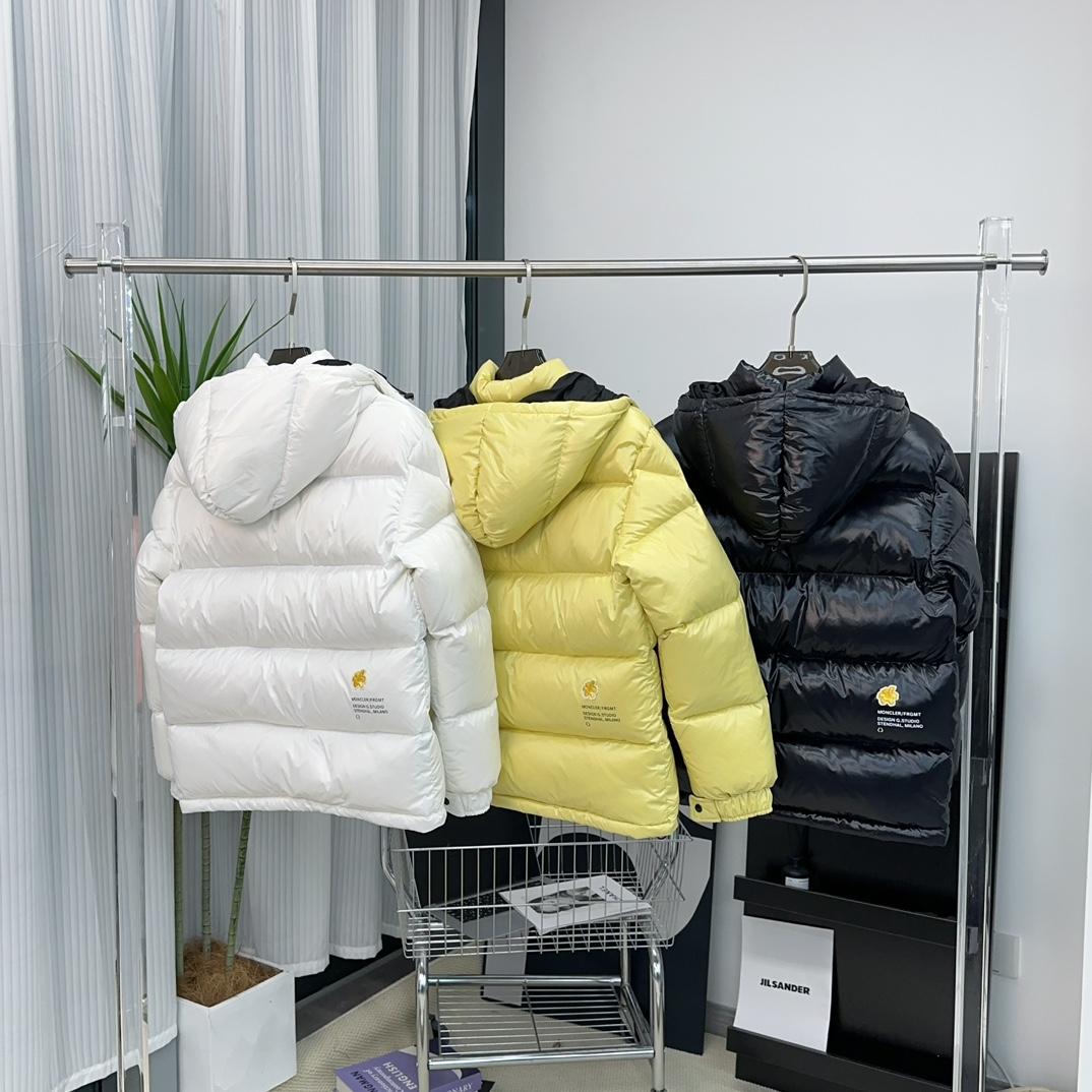 Moncler Anthemiock Short Down Jacket - PerfectKickZ