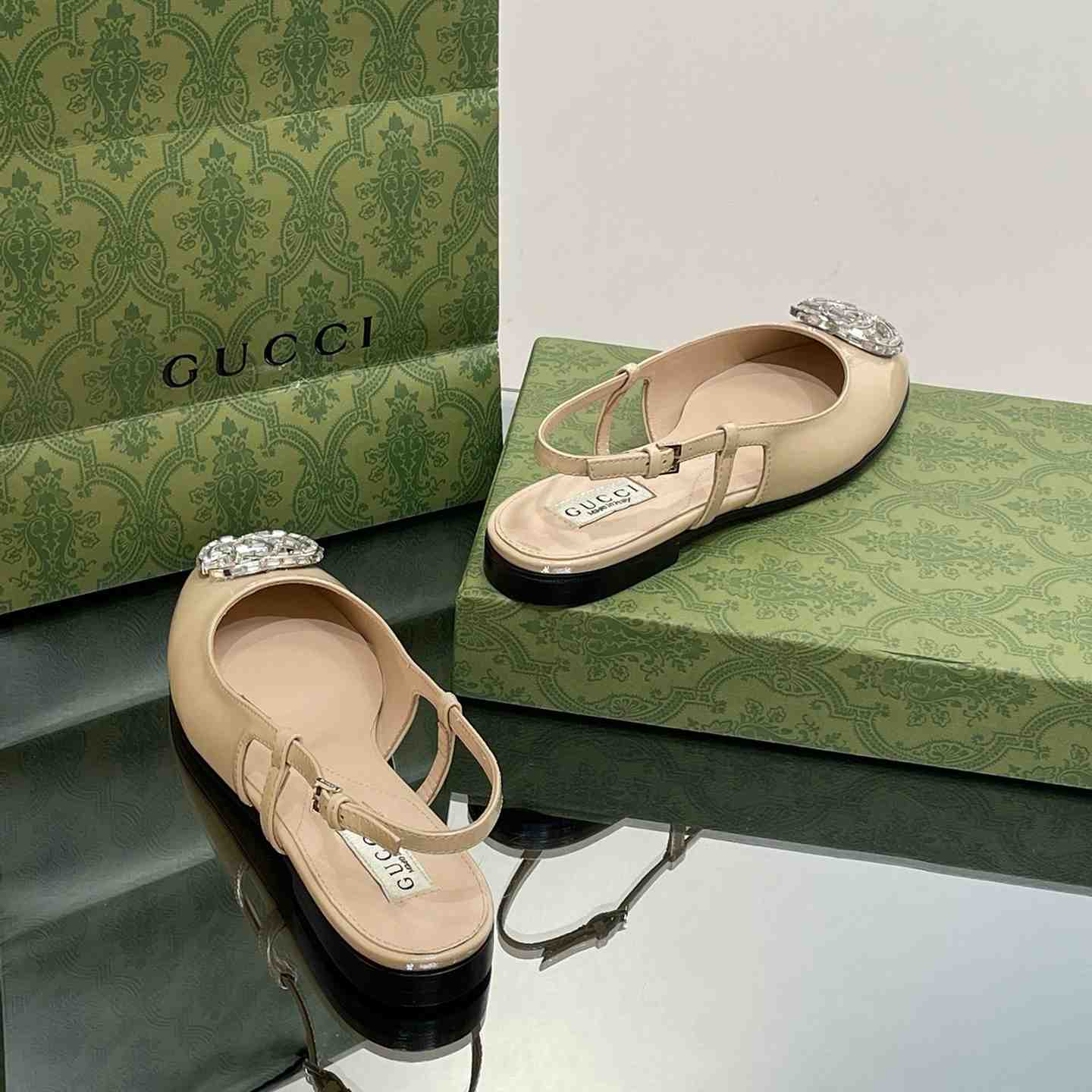 Gucci Women's Ballerina With Double G - 