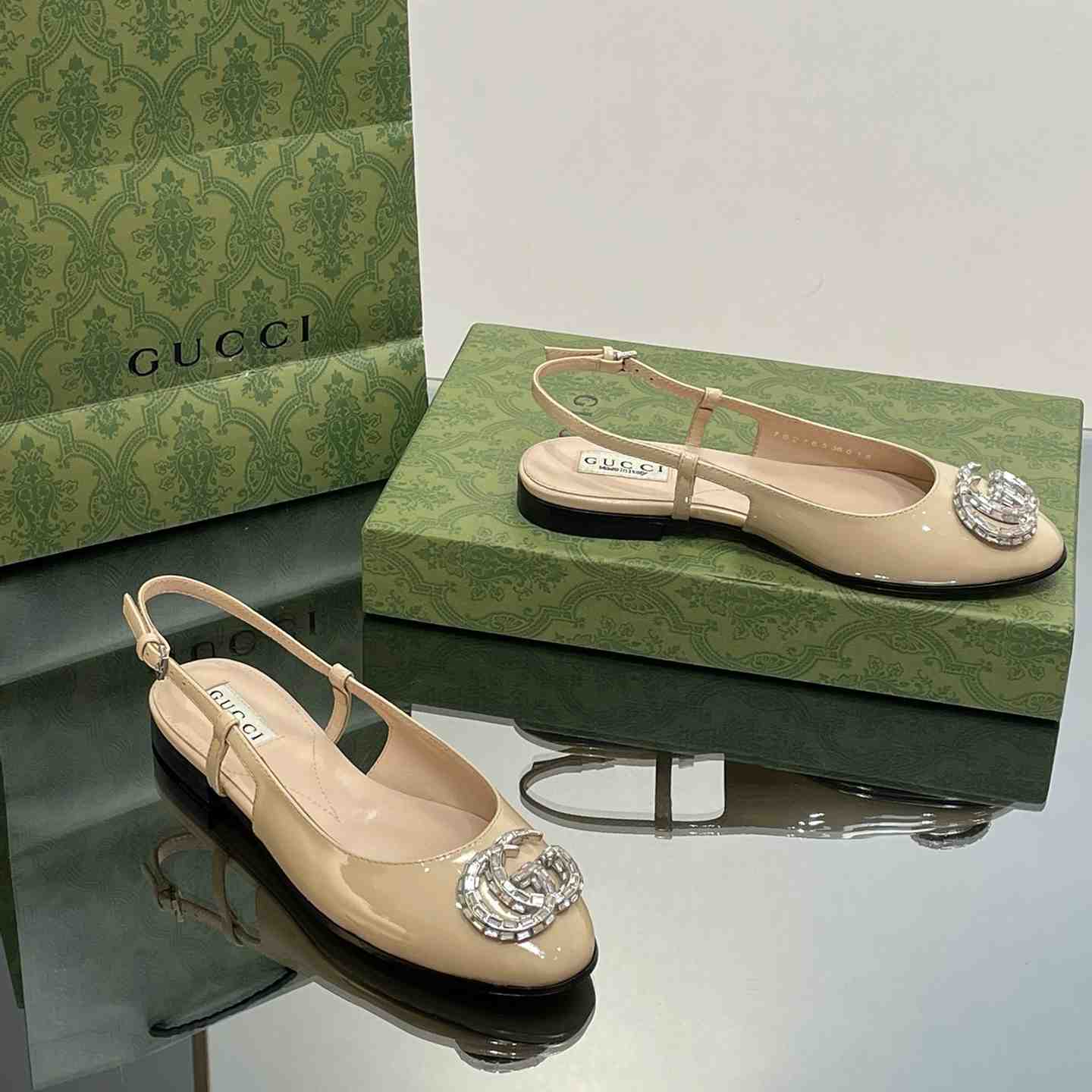 Gucci Women's Ballerina With Double G - 