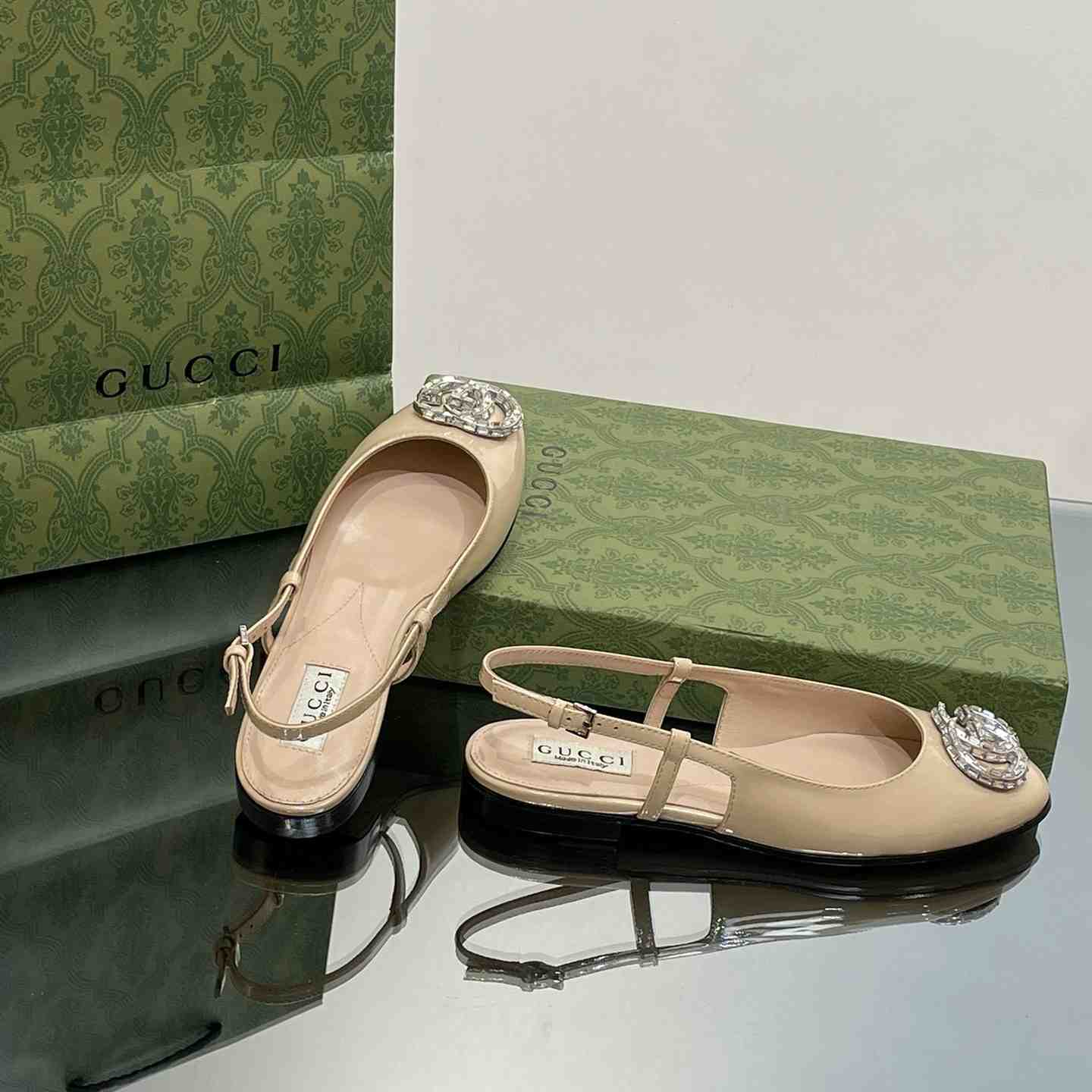 Gucci Women's Ballerina With Double G - PerfectKickZ