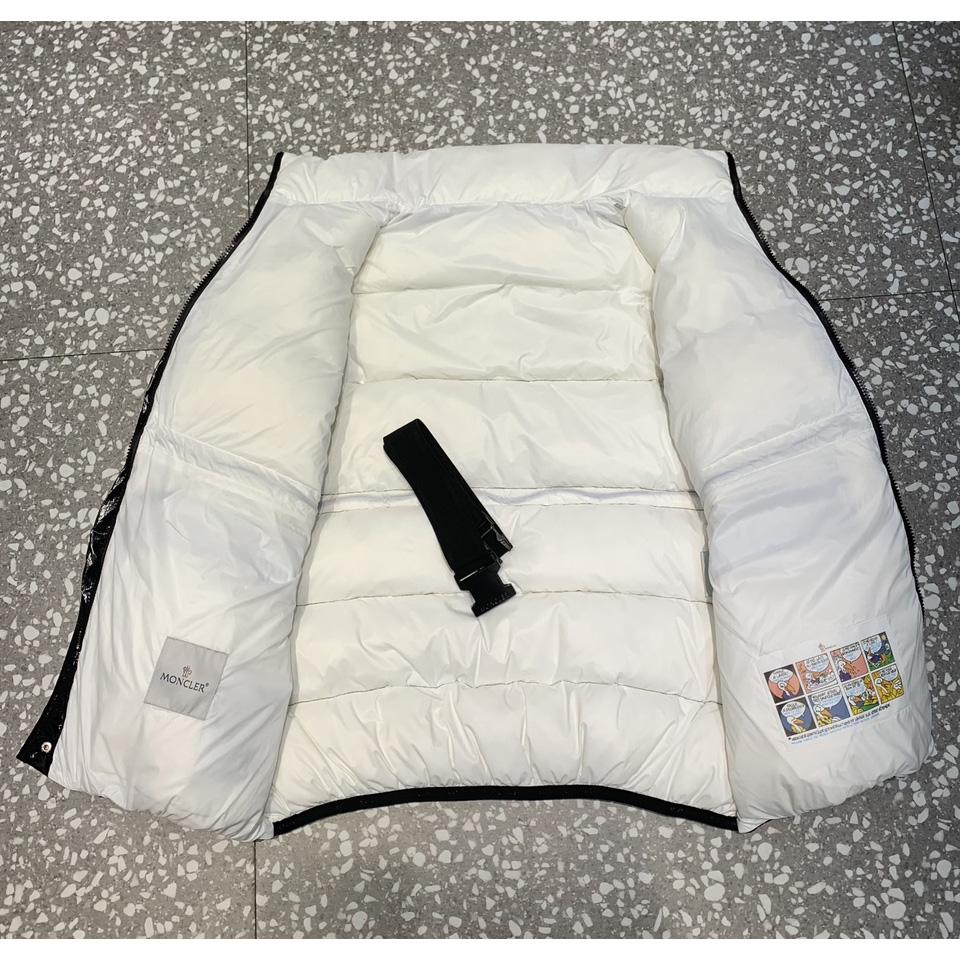 Moncler Herault Short Down Jacket  - PerfectKickZ