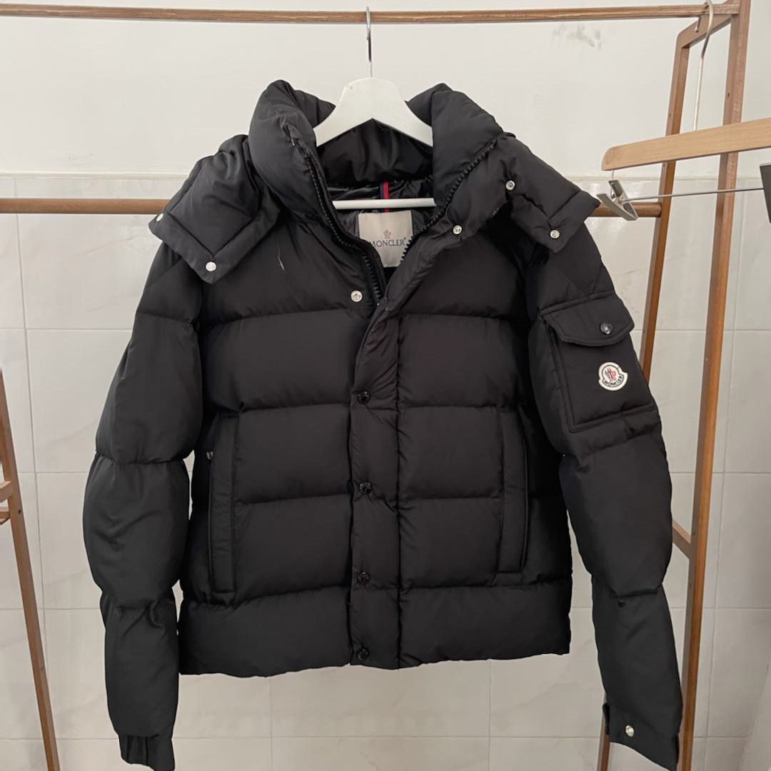 Moncler Vezere Short Down Jacket - PerfectKickZ