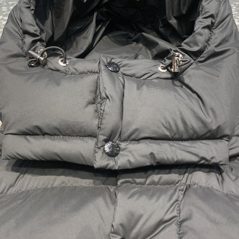 Moncler Vezere Short Down Jacket - PerfectKickZ