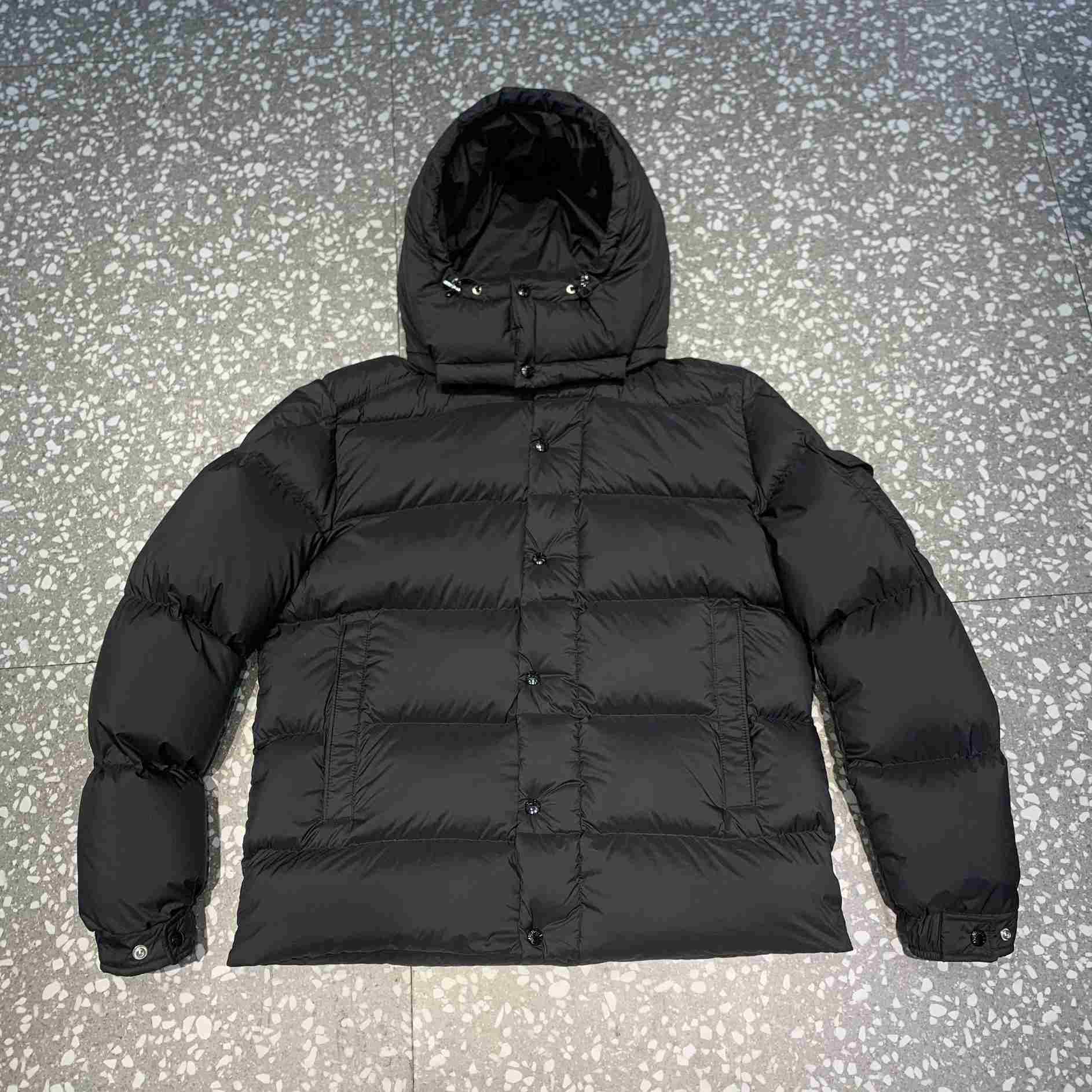Moncler Vezere Short Down Jacket - PerfectKickZ