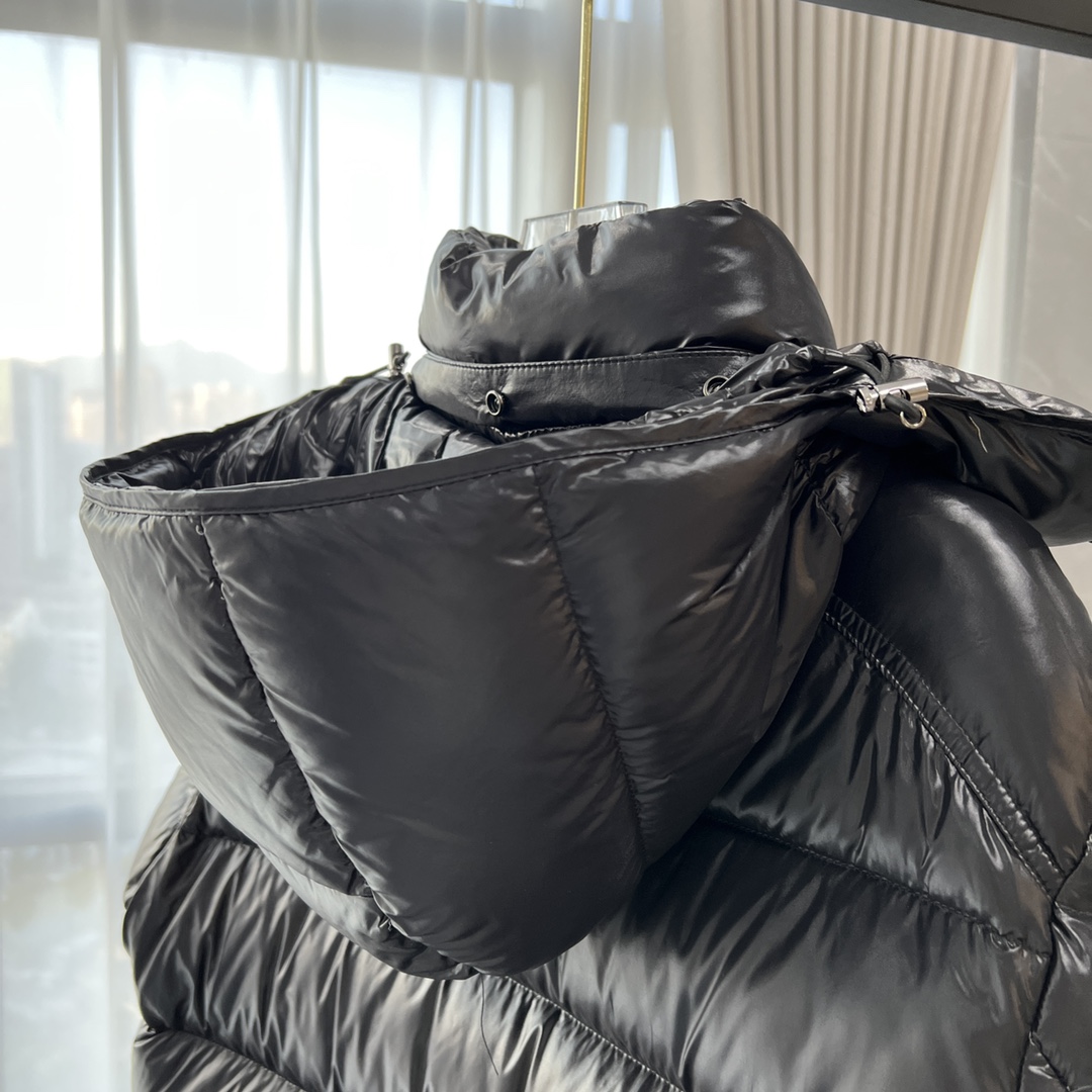 Moncler Maya Short Down Jacket - PerfectKickZ
