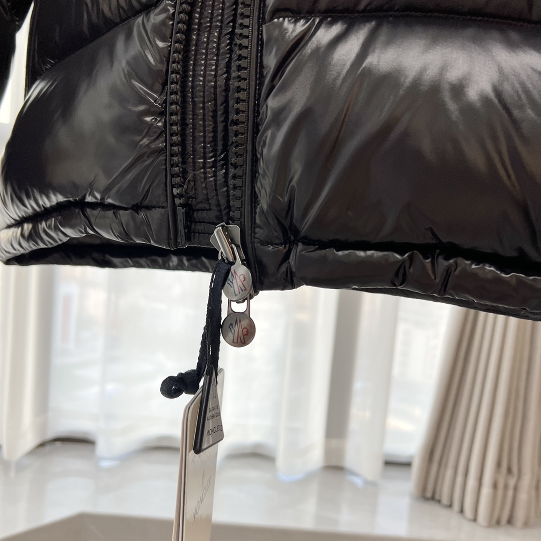 Moncler Maya Short Down Jacket - PerfectKickZ