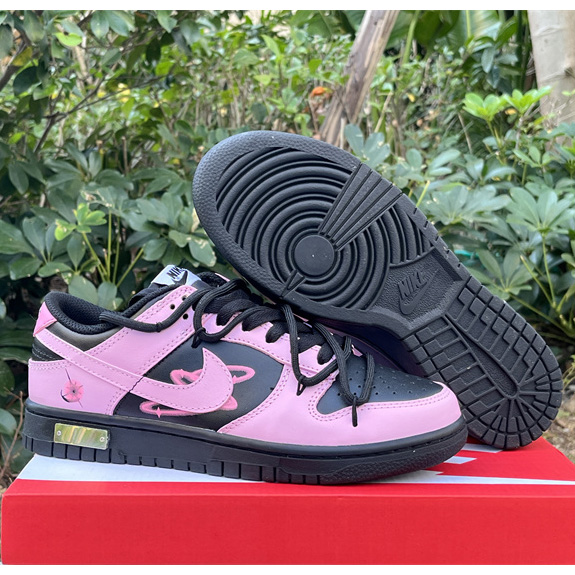 Nike Dunk Low Sneaker     FD1232-001 - PerfectKickZ