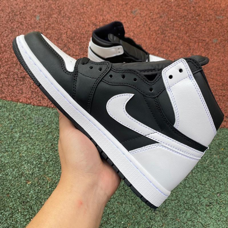  AirJordan 1 AJ 1 High OG “Reverse Panda” Sneaker     dz5485-010 - PerfectKickZ