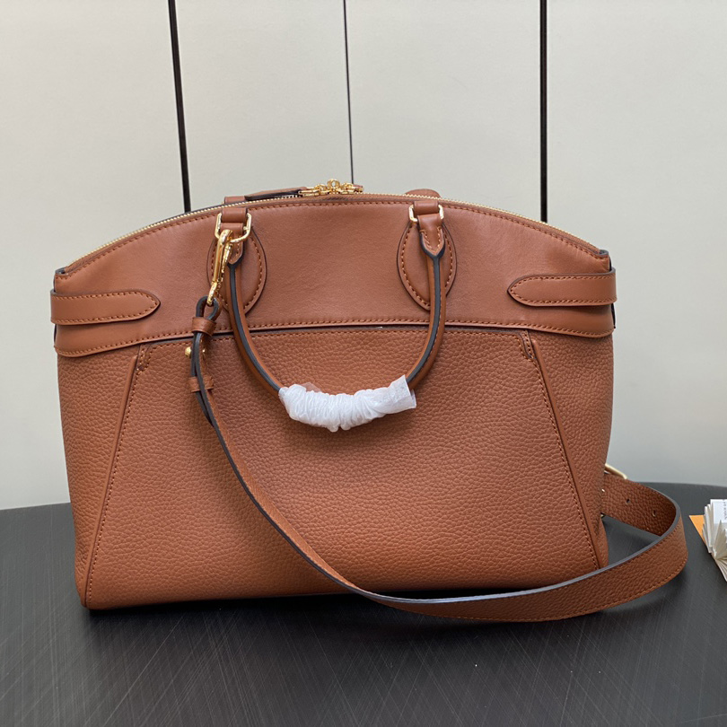 Louis Vuitton Lock It MM (36 x 29 x 15 cm)  M22925 - PerfectKickZ