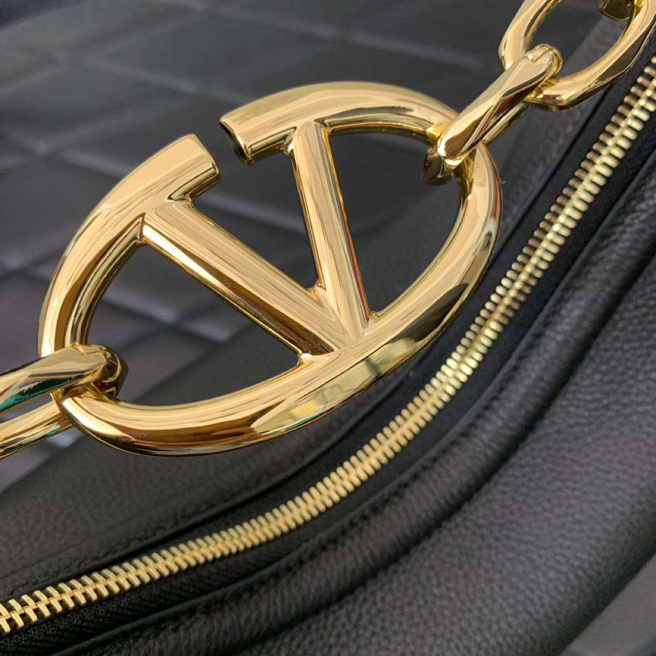 Valenti Small VLogo Moon Hobo Bag In Leather With Chain  - PerfectKickZ