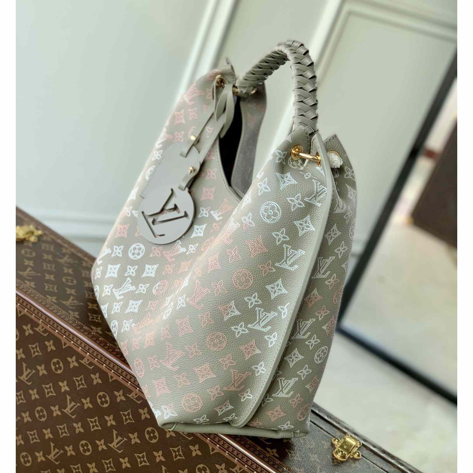 Louis Vuitton Carmel (35×40×17cm)  M23396 - PerfectKickZ