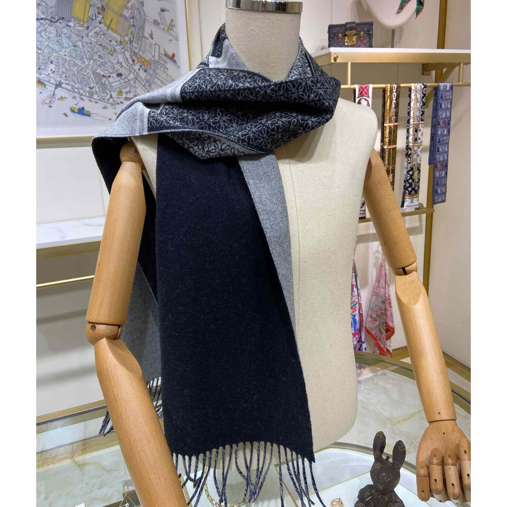 Loewe Scarf In Wool And Cashmere - PerfectKickZ