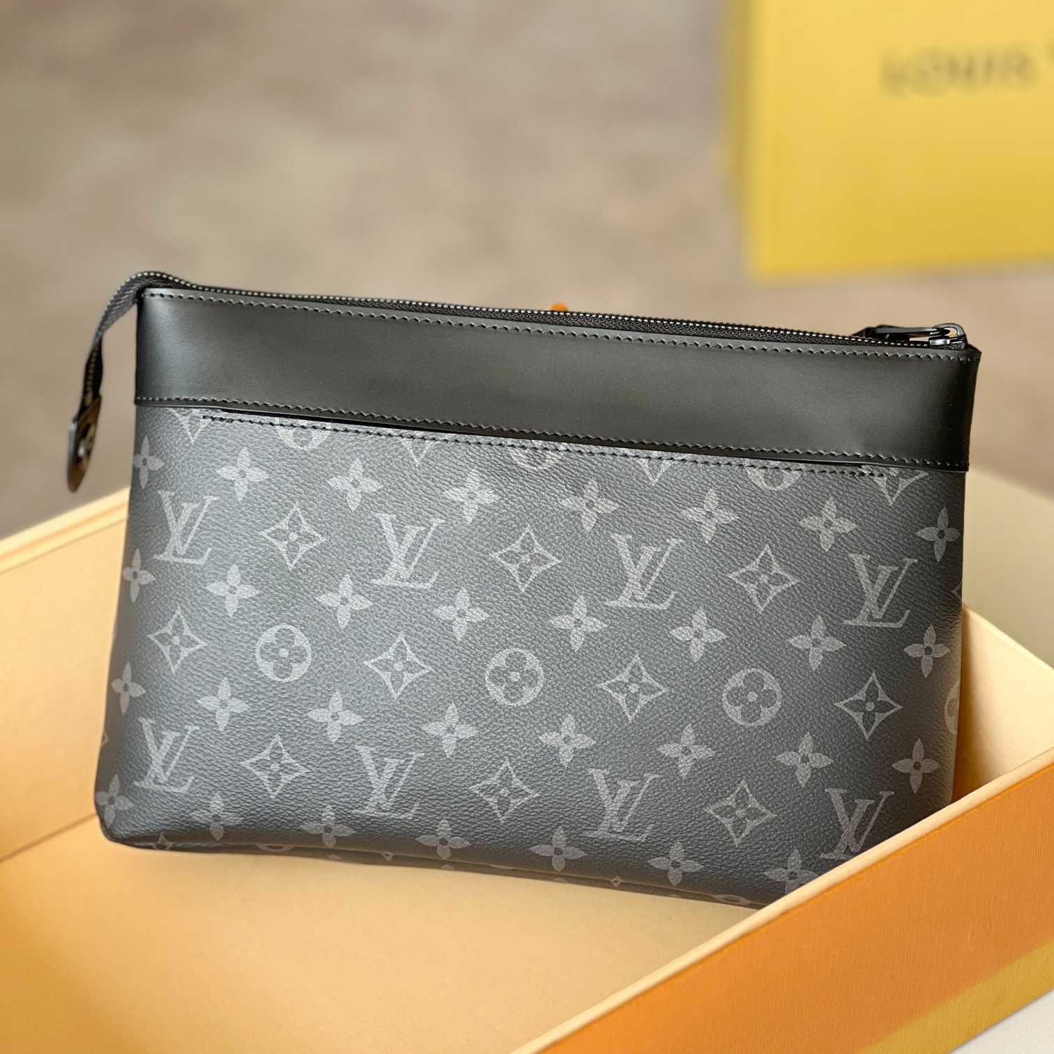 Louis Vuitton Pochette Voyage Souple (32 x 21 x 8cm)  M82543 - PerfectKickZ