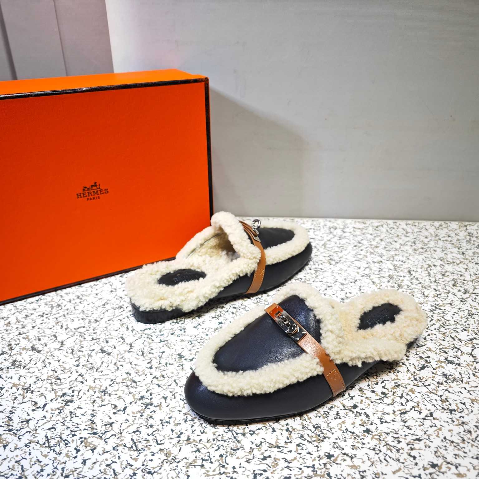Hermes Oz Mule - PerfectKickZ