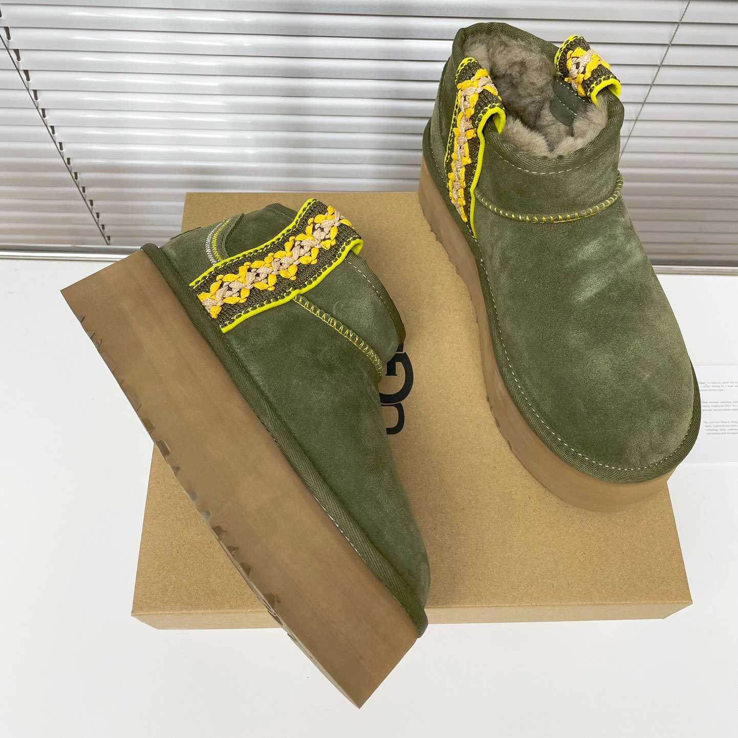 Ugg Classic Ultra Mini Braid Platform - PerfectKickZ