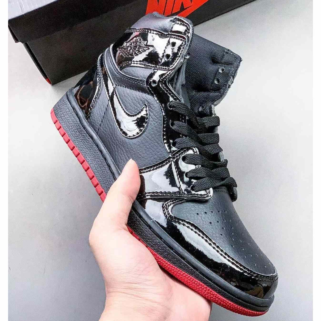 Air Jordan 1 Mid AJ1 Sneaker    1123279Y21 - PerfectKickZ