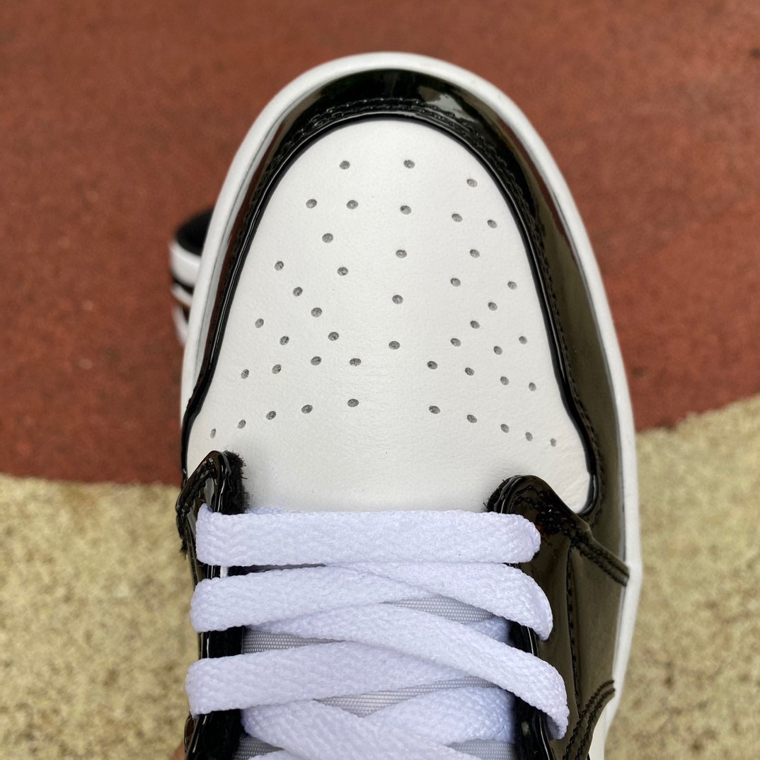 Air Jordan 1 mid Sneakers    852542-007 - PerfectKickZ