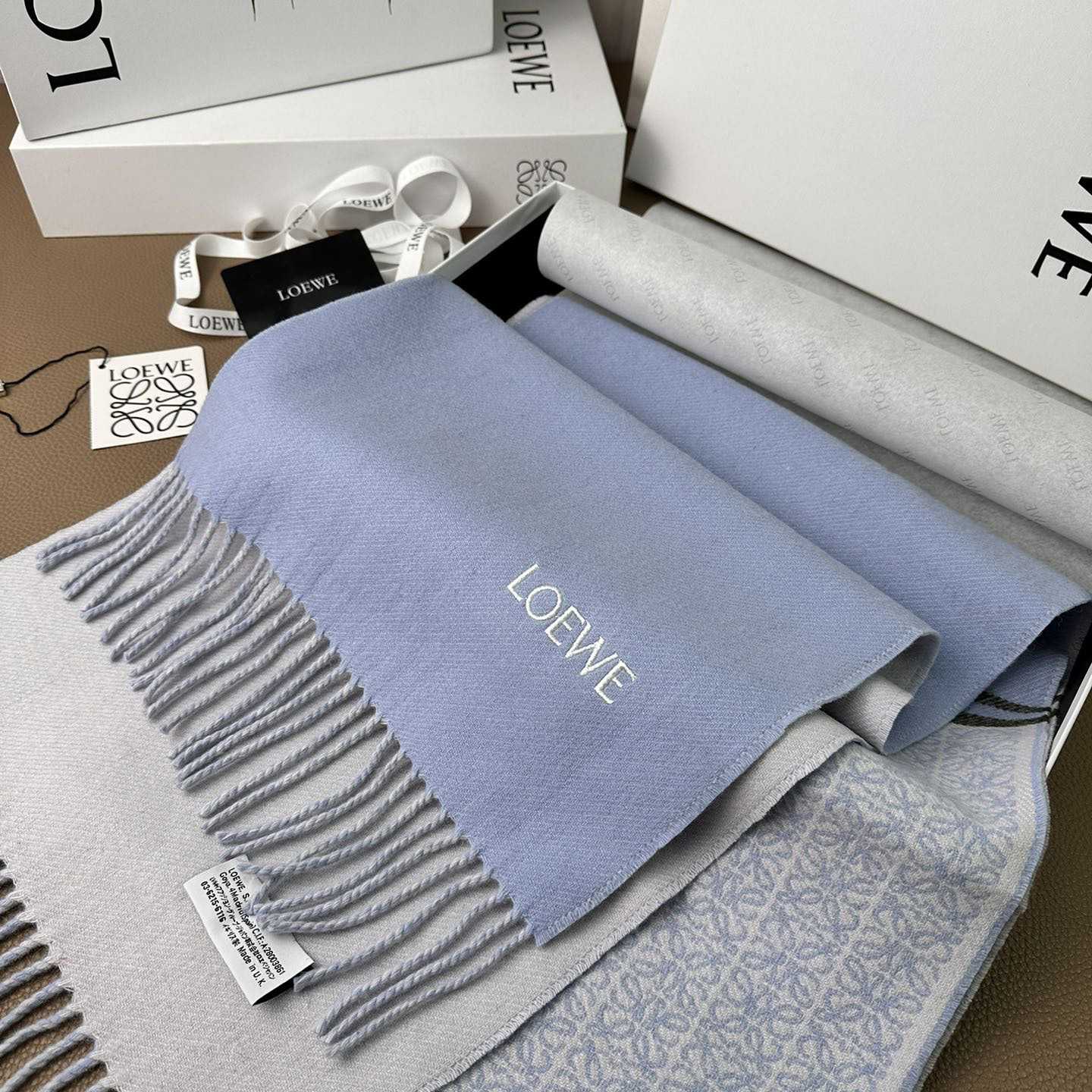 Loewe Scarf In Wool And Cashmere - PerfectKickZ