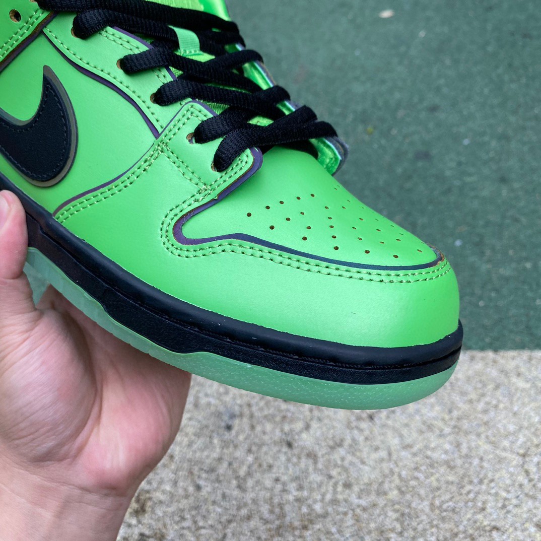 The Powerpuff Girls x Nike SB Dunk Low “Buttercup”Sneaker    FZ8319 300 - PerfectKickZ