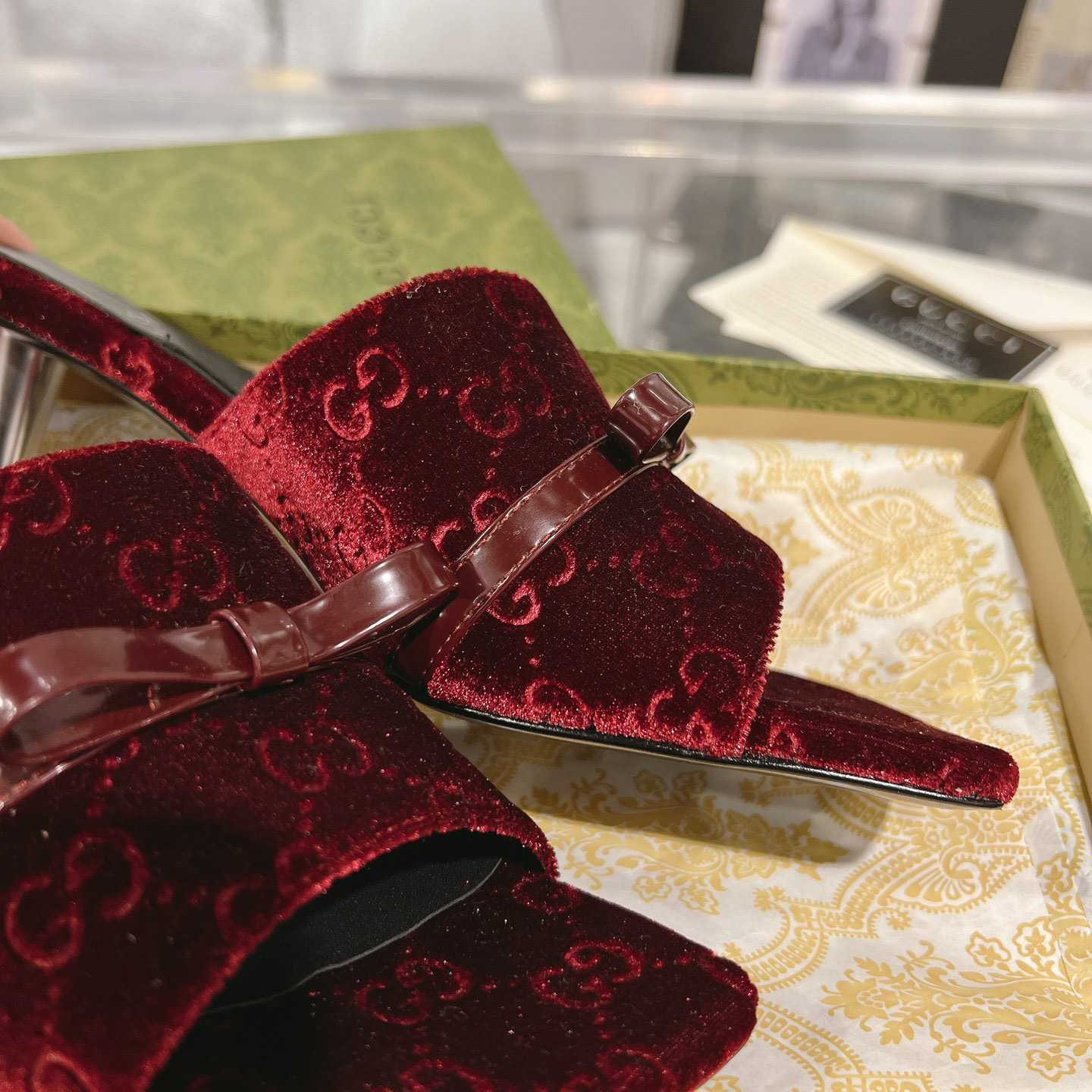 Gucci GG Slide Sandal - PerfectKickZ