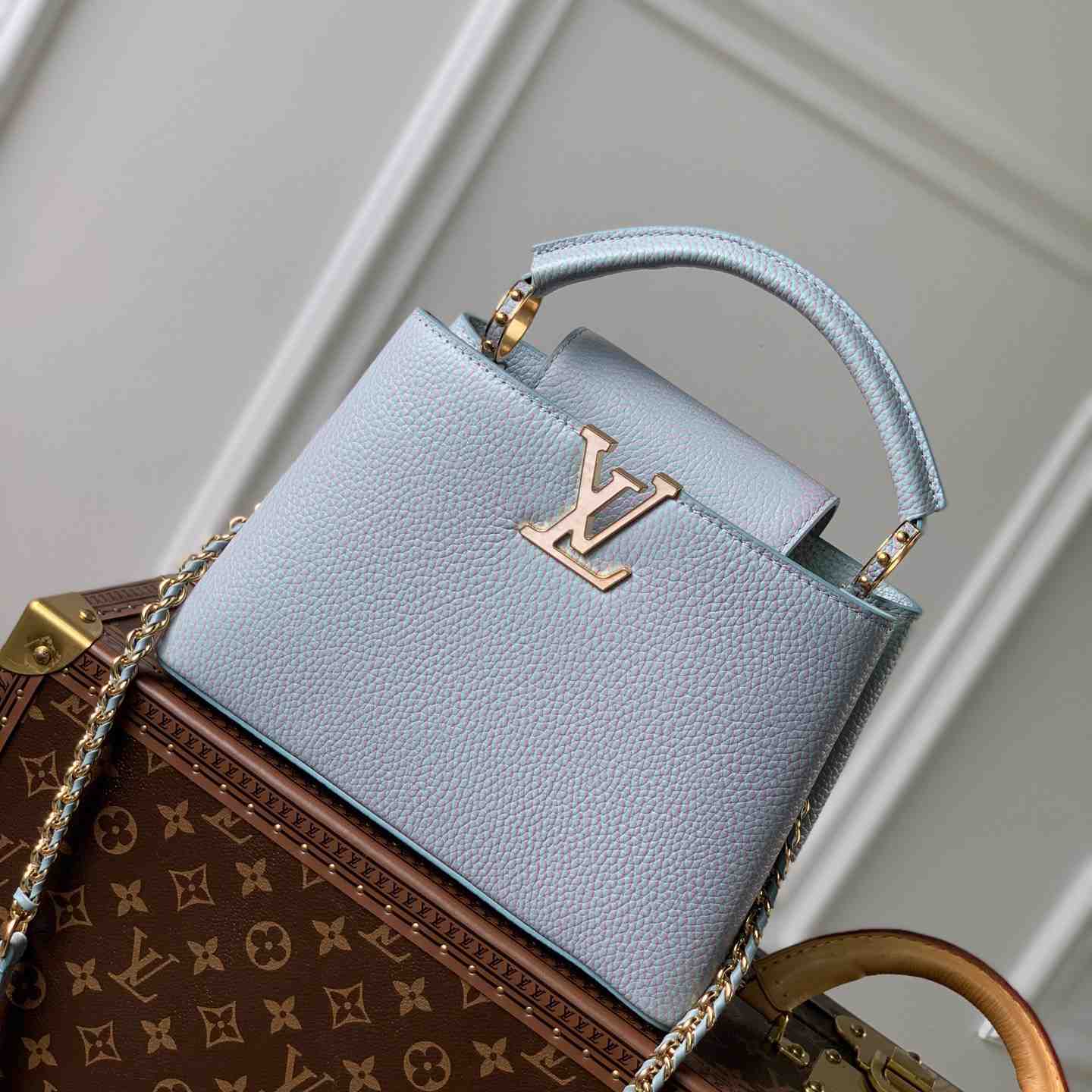 Louis Vuitton Capucines BB (27×18×9cm) - PerfectKickZ