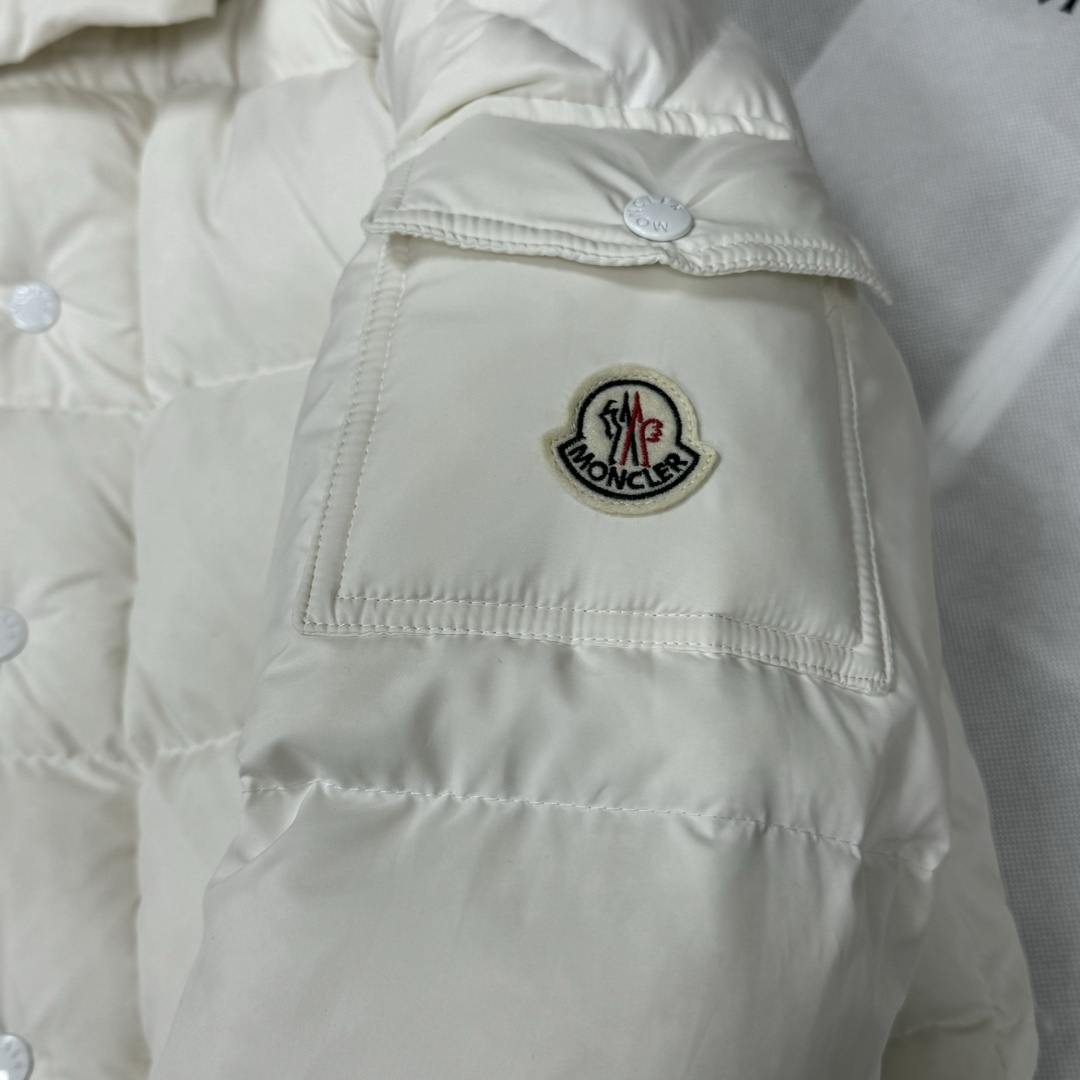 Moncler Vezere Short Down Jacket - PerfectKickZ