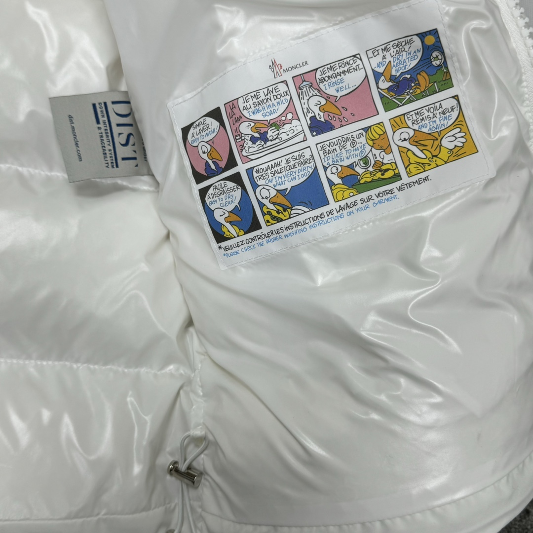 Moncler Vezere Short Down Jacket - 