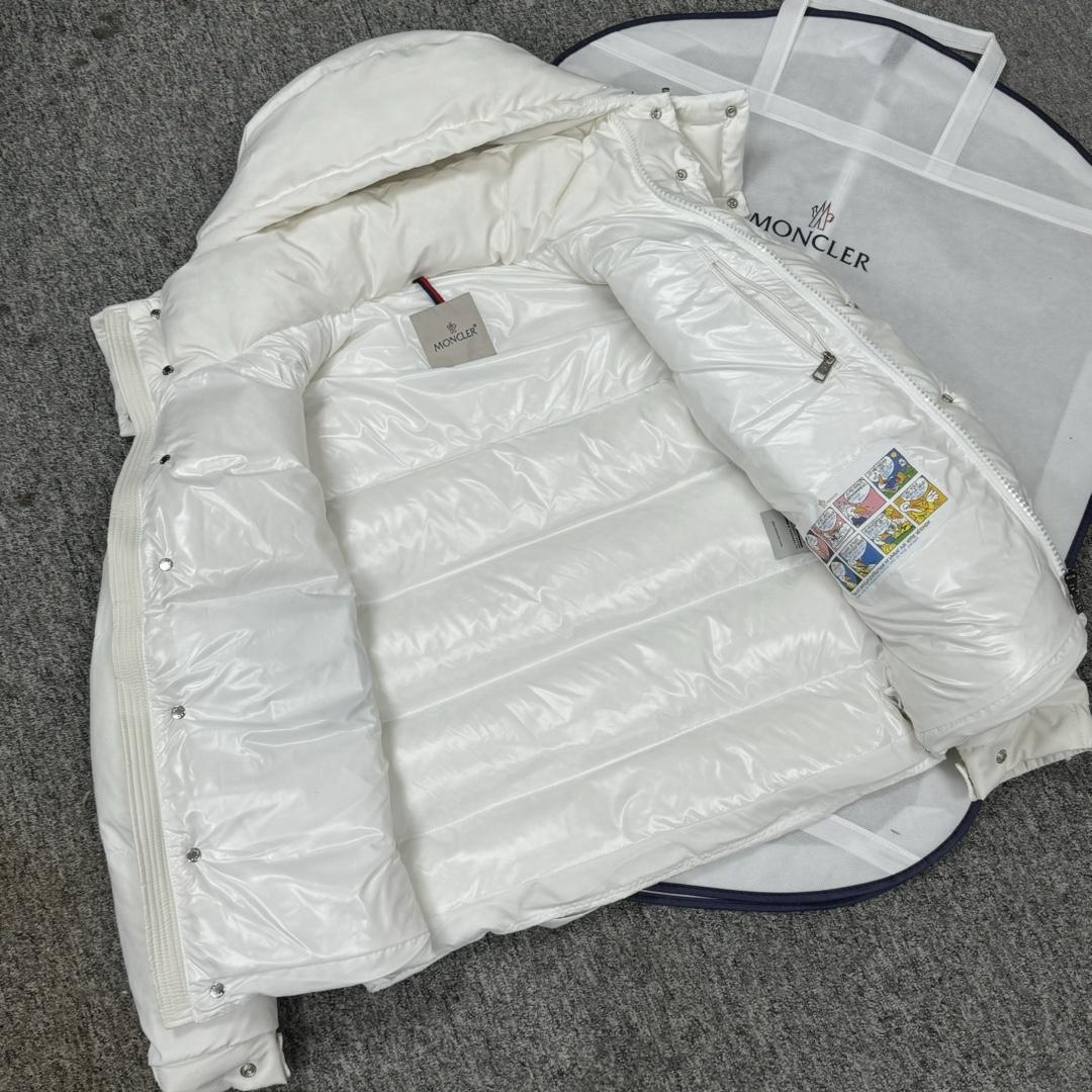 Moncler Vezere Short Down Jacket - 