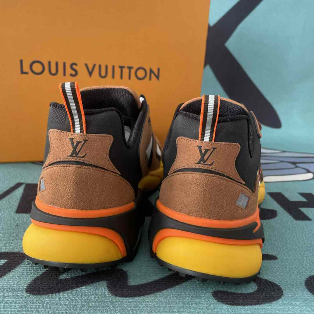 Louis Vuitton Runner Tatic Sneaker(Upon UK Size) - 