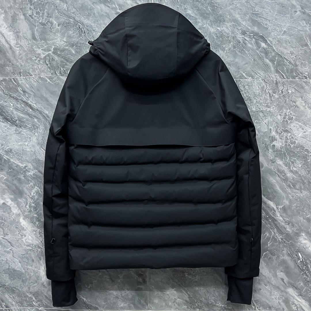 Moncler Short Down Jacket - PerfectKickZ
