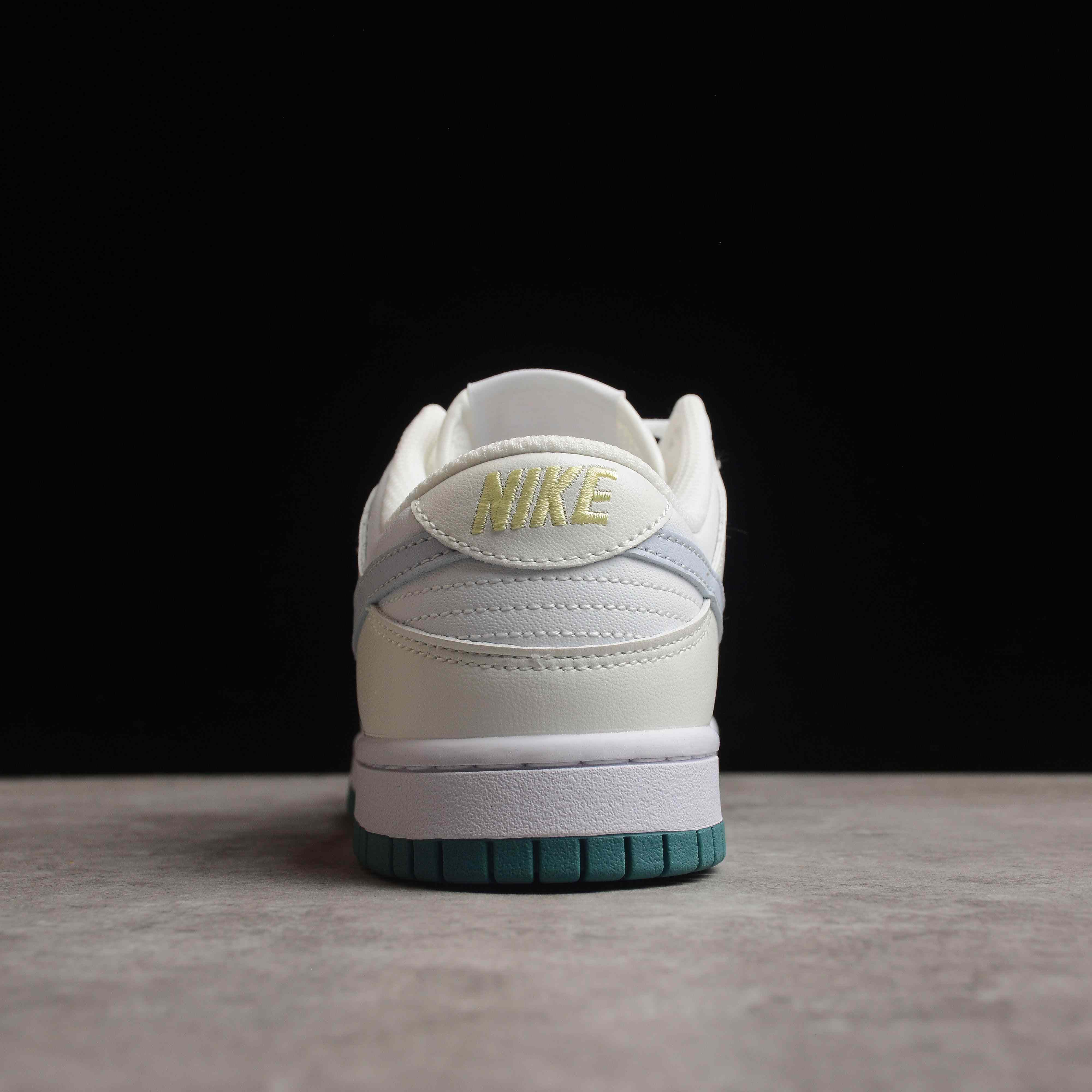 Nike Dunk Low Sneaker     FD9911-10113 - PerfectKickZ