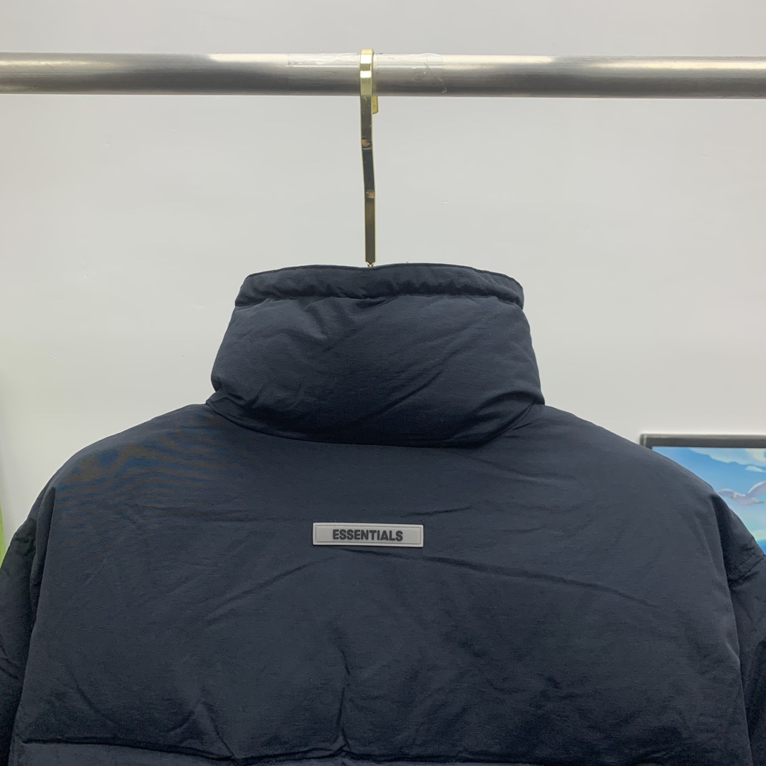 Fear Of God Essential Puffer Jacket - PerfectKickZ