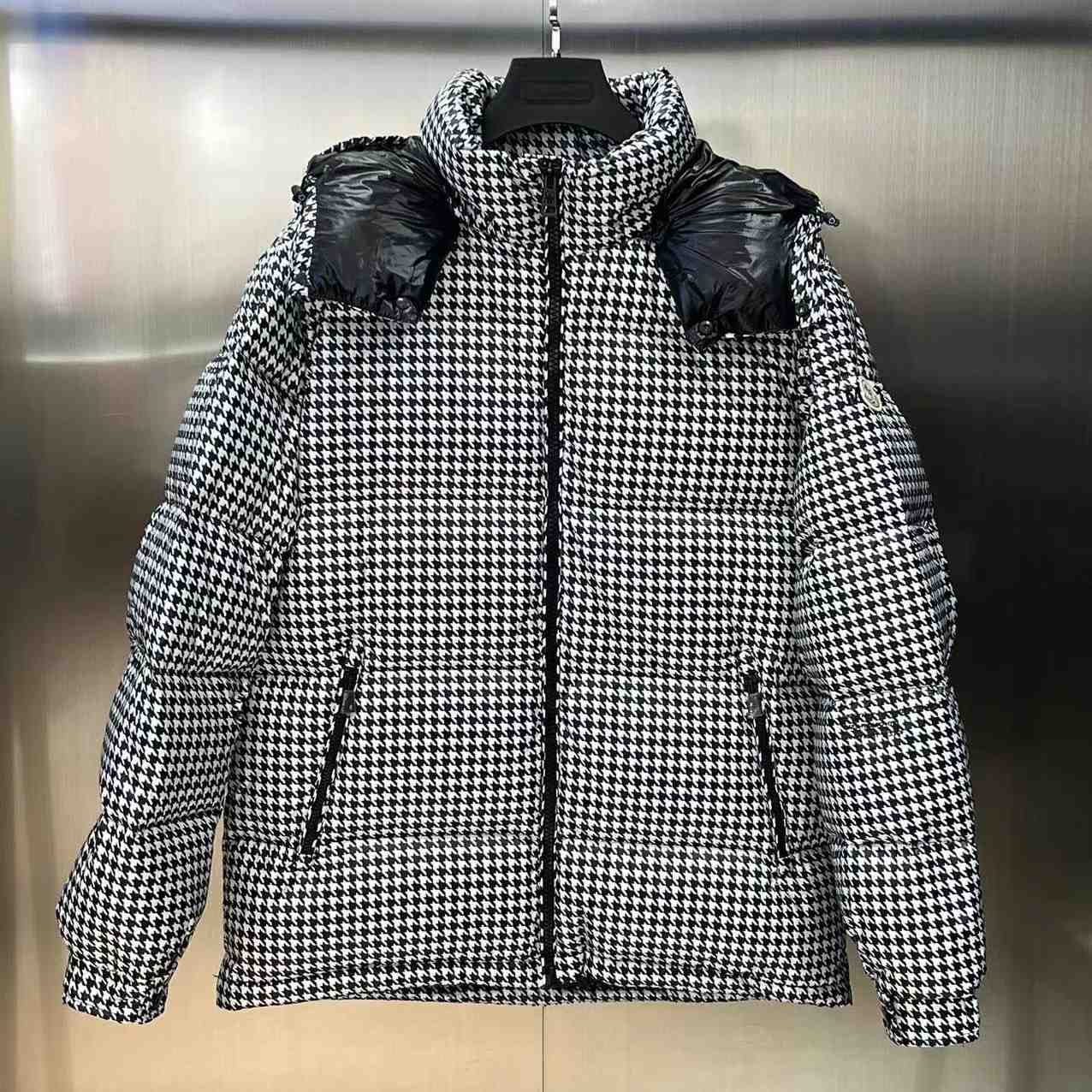 Moncler Socotrine Short Down Jacket - PerfectKickZ
