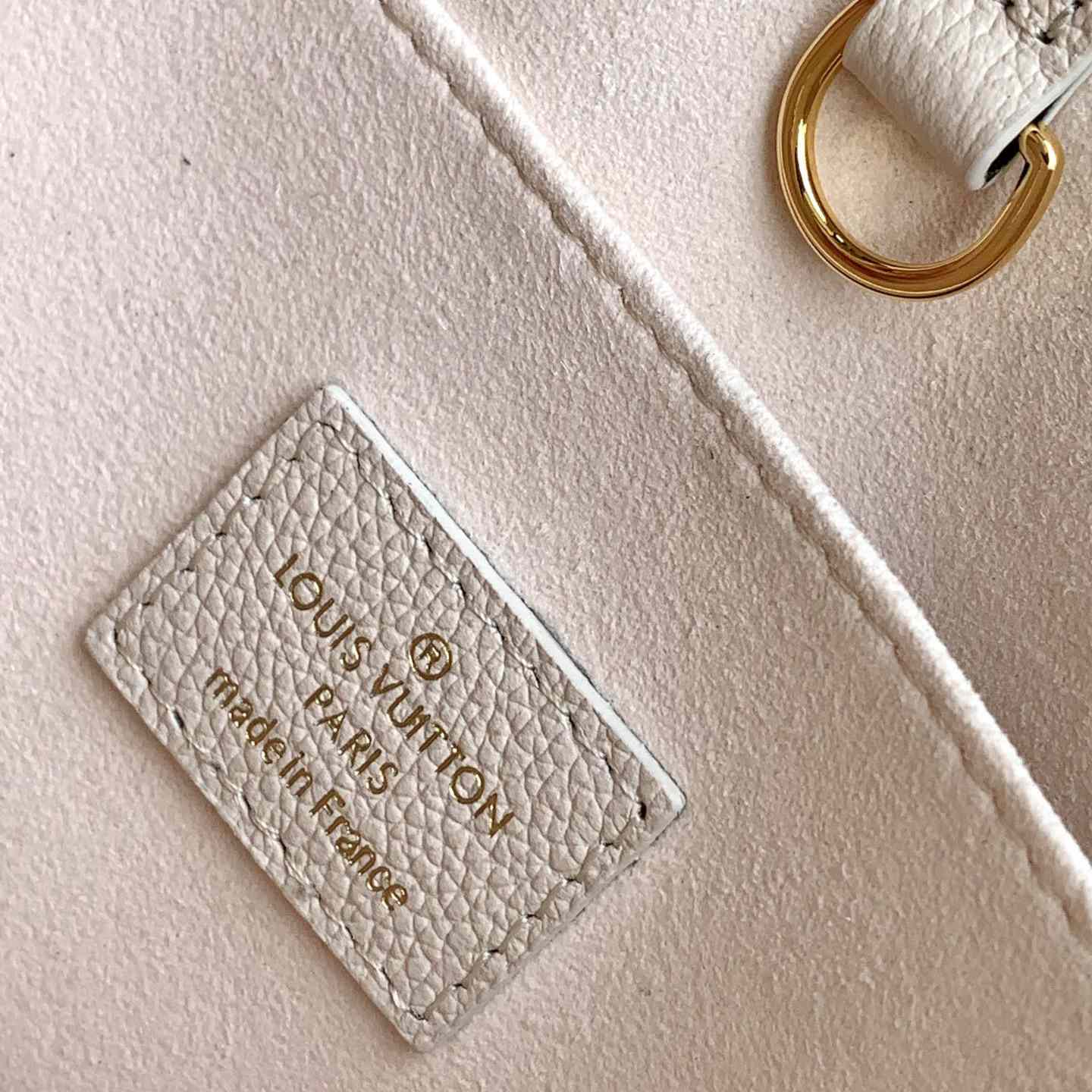 Louis Vuitton Lock & Go Handbag    M23637 - PerfectKickZ