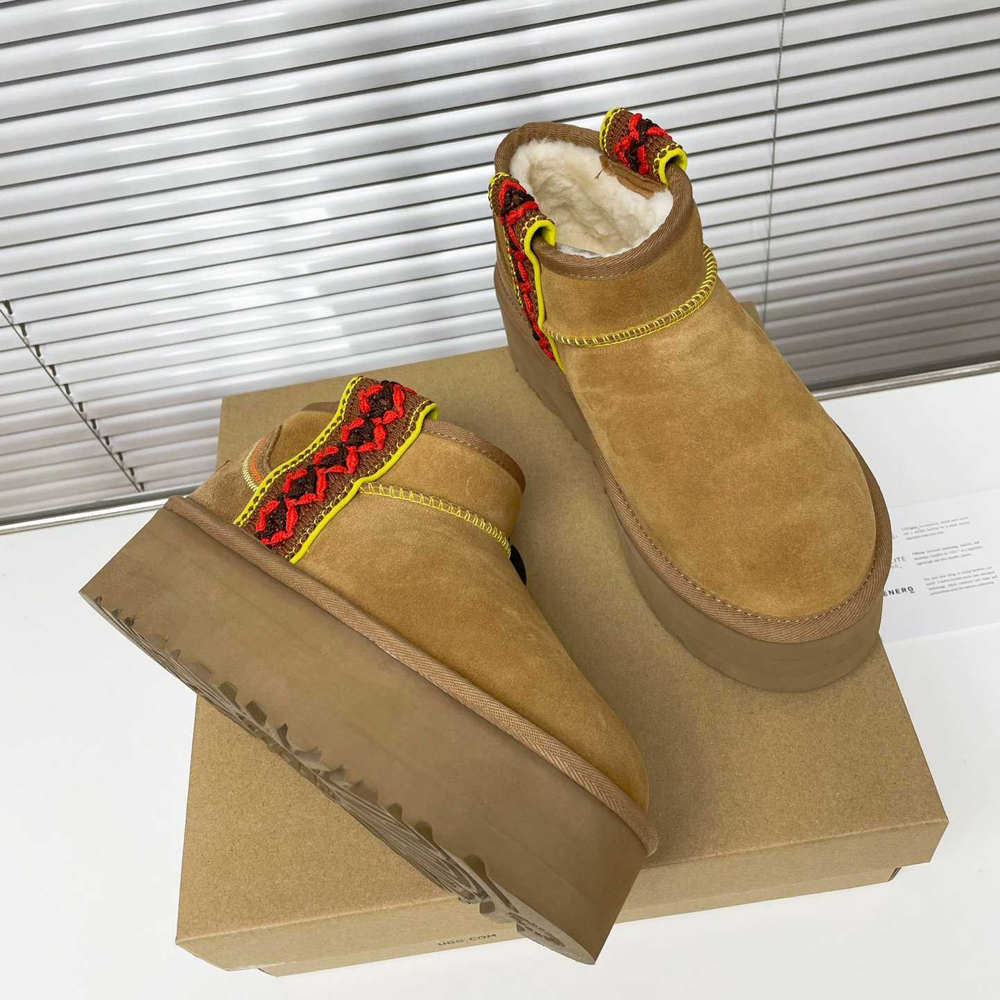 Ugg Classic Ultra Mini Braid Platform - PerfectKickZ