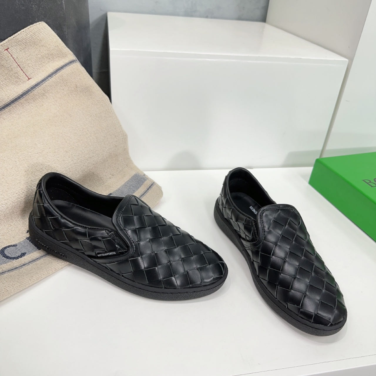 Bottega Veneta Sawyer Sneaker - PerfectKickZ