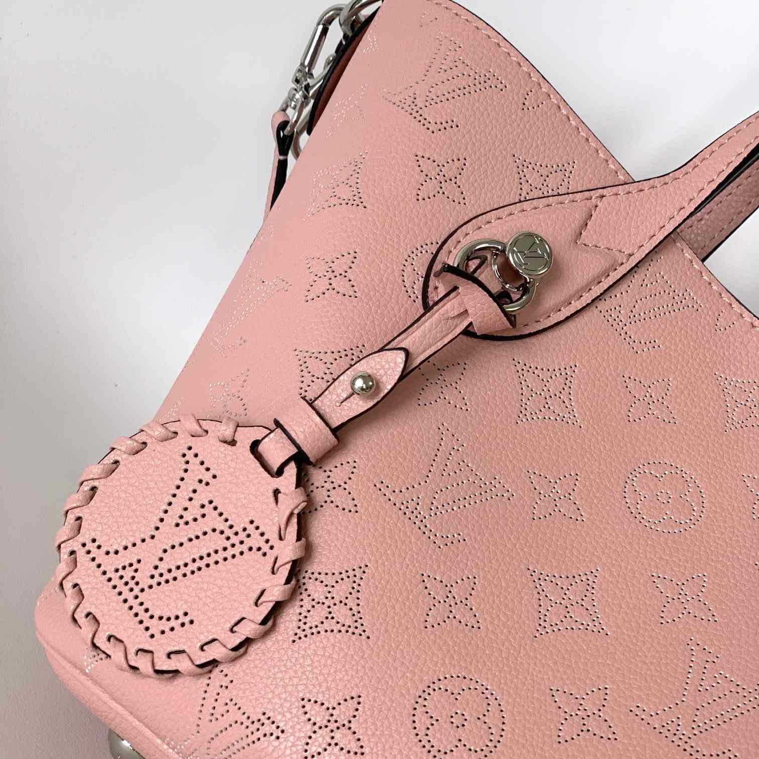 Louis Vuitton Blossom PM  M23196 - PerfectKickZ