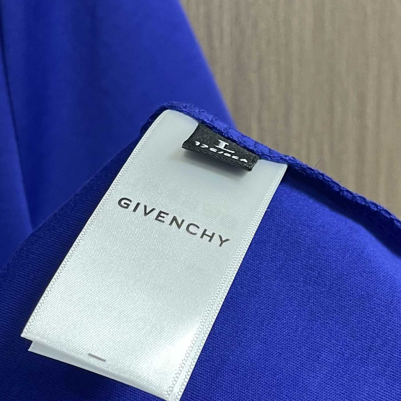 Givenchy Boxy Fit T-shirt In Cotton With Reflective Artwork - PerfectKickZ