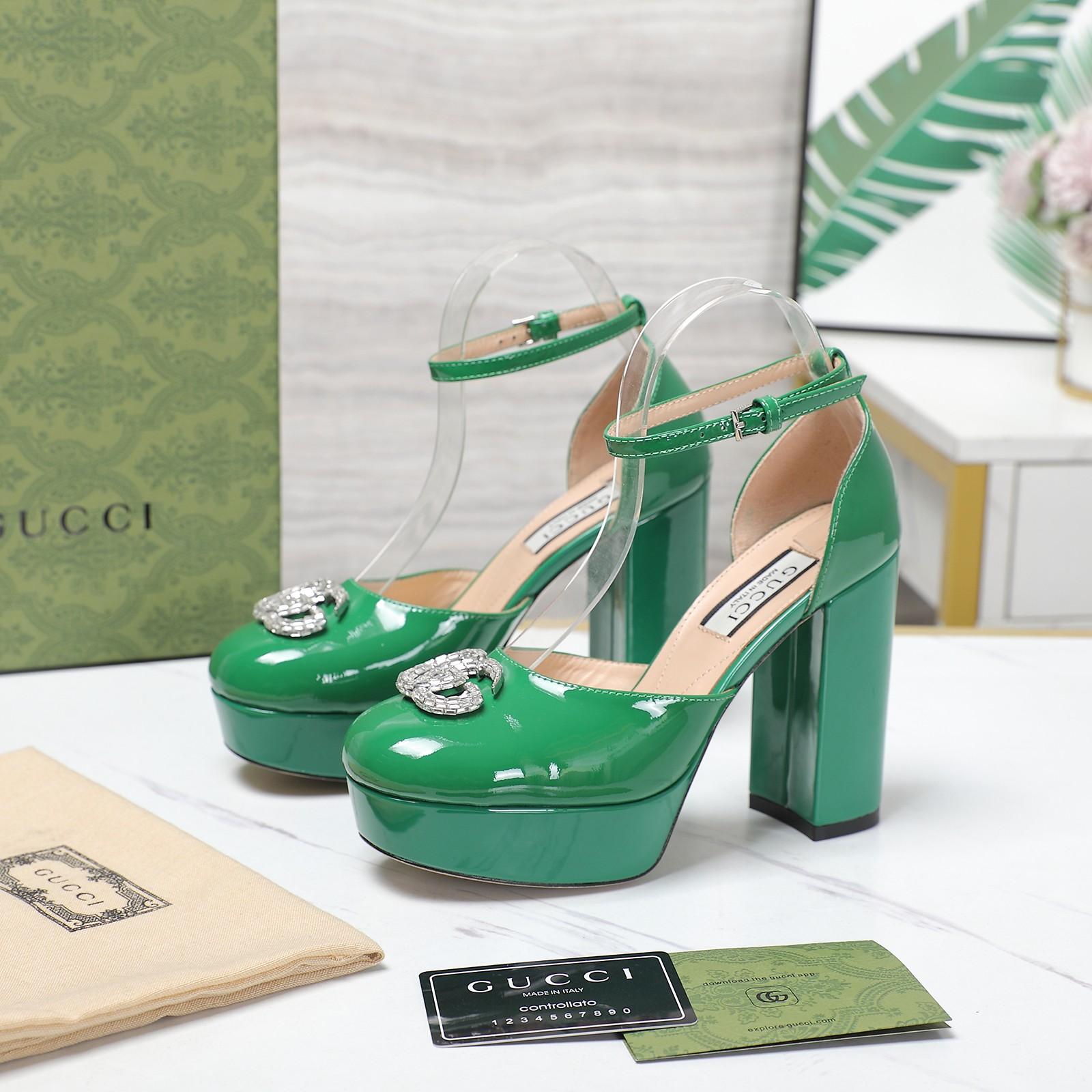 Gucci Women's Platform Pump With Double G - PerfectKickZ