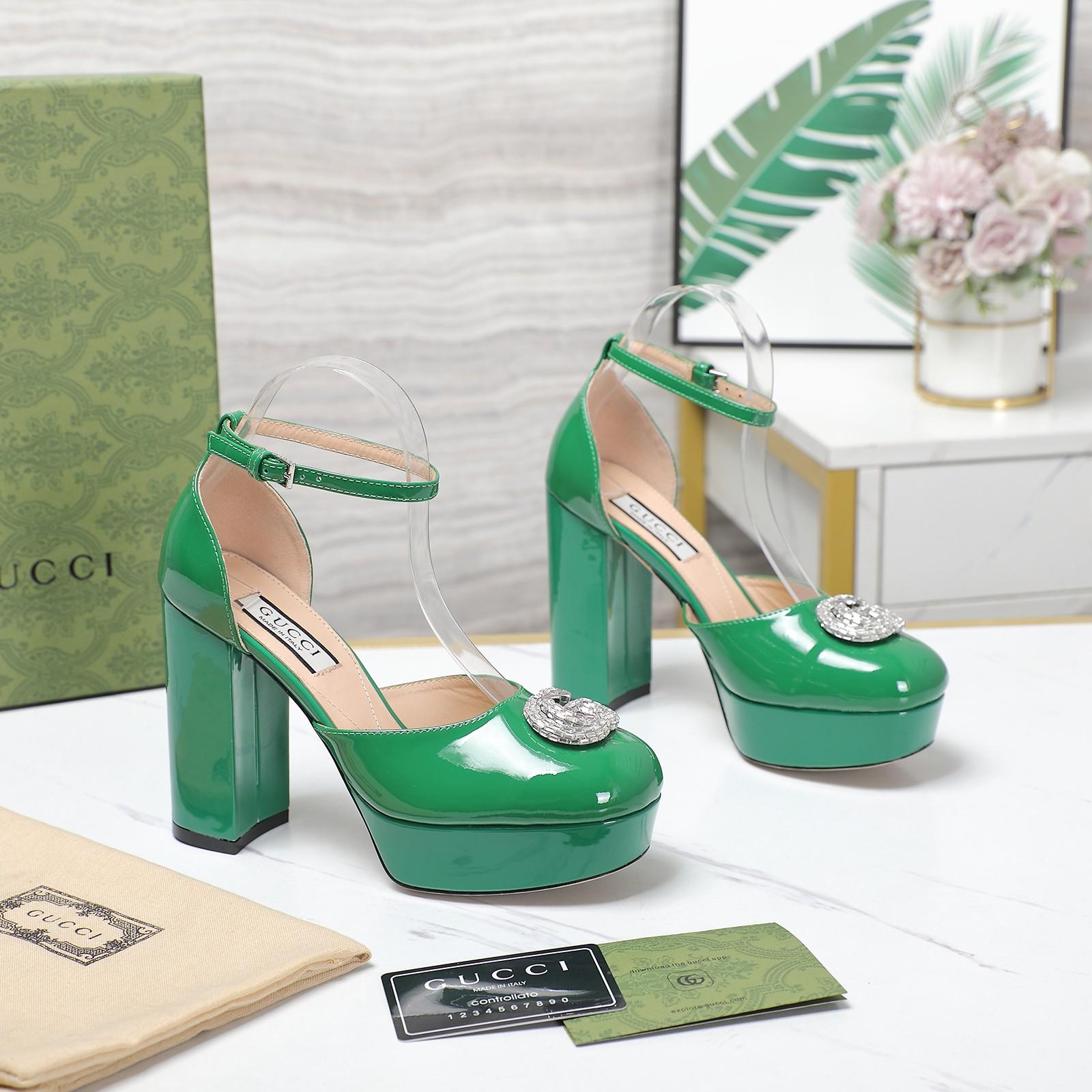 Gucci Women's Platform Pump With Double G - PerfectKickZ