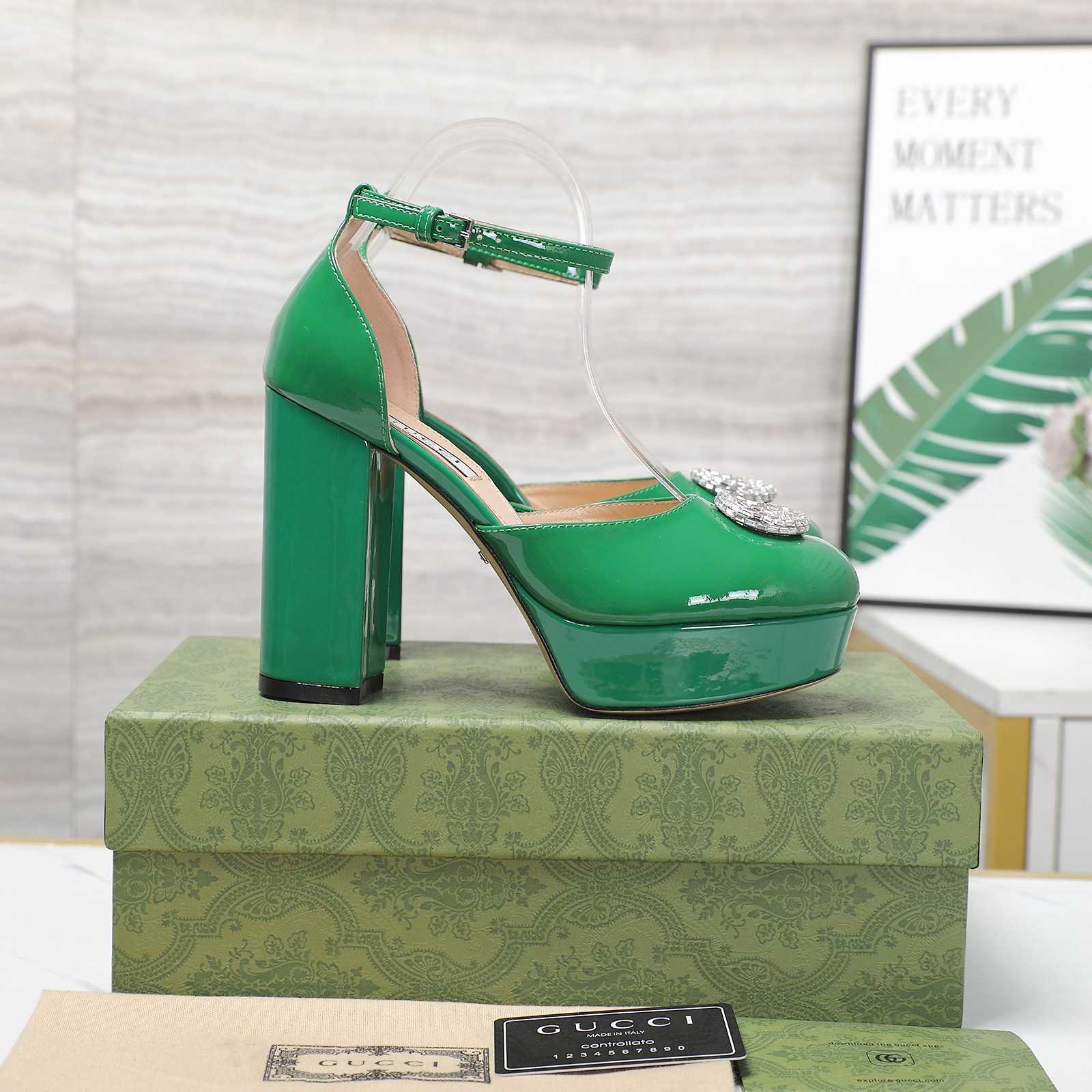 Gucci Women's Platform Pump With Double G - PerfectKickZ