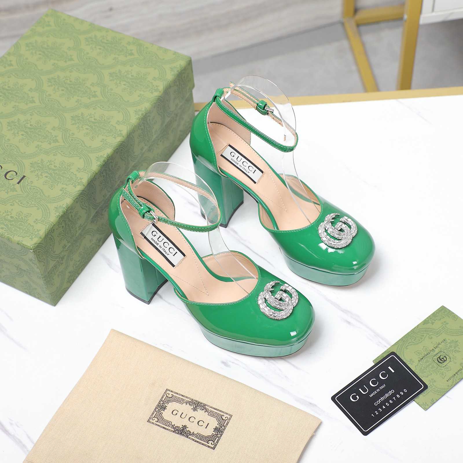 Gucci Women's Platform Pump With Double G - PerfectKickZ