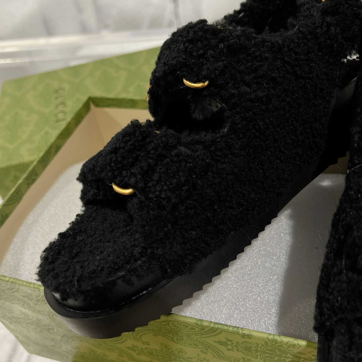 Gucci Women's Double G Sandals - PerfectKickZ