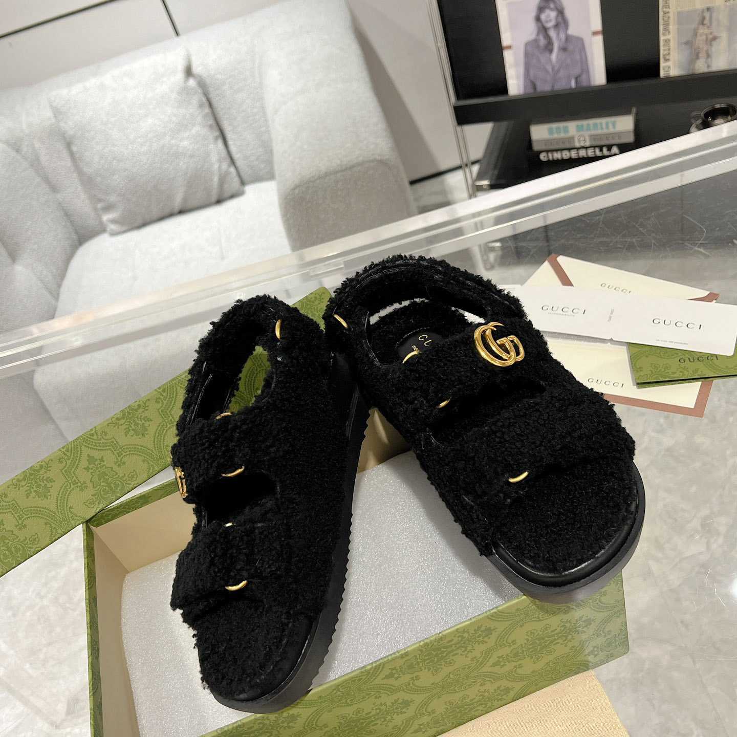 Gucci Women's Double G Sandals - PerfectKickZ