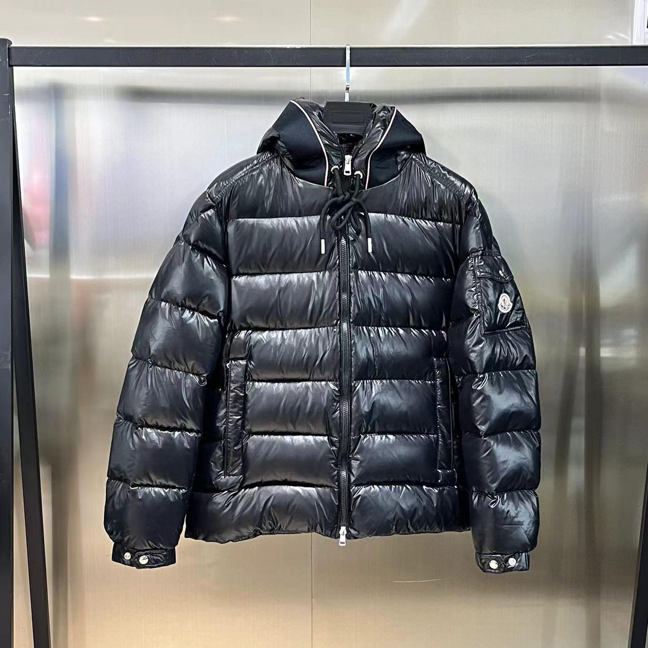 Moncler Pavin Short Down Jacket - PerfectKickZ