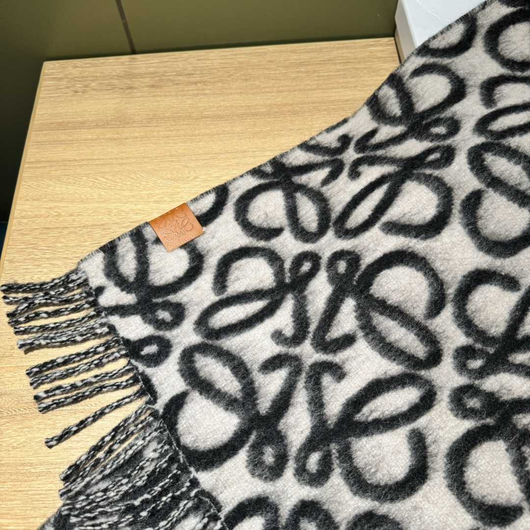 Loewe Anagram Scarf In Alpaca And Wool - PerfectKickZ
