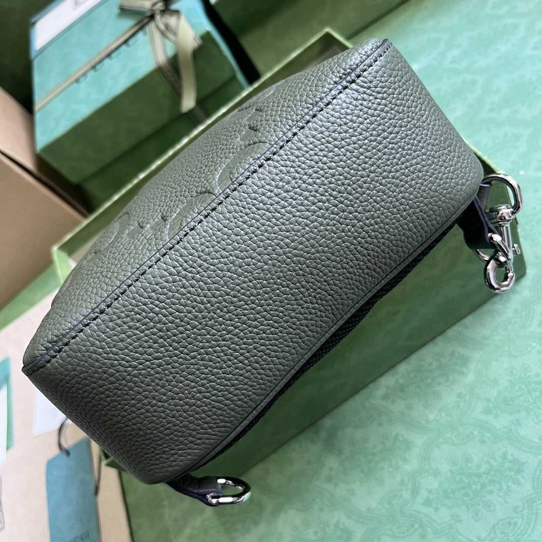 Gucci Jumbo GG Crossbody Bag - PerfectKickZ